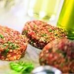 ¿Vale la Pena el Cubo de 24 Nuggets de Burger King? Análisis y Comparativa con Opciones Veganas